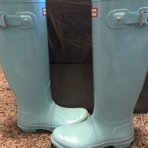 EUC Pale Mint Hunter Boots